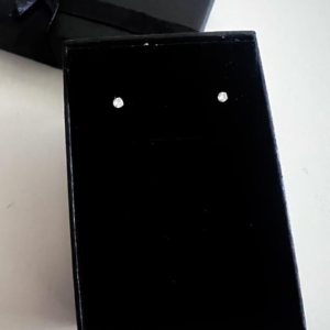 Brinco pronto de Luz 3mm em Prata redondo com pedra de zircônia